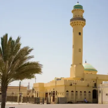 دليل تعريفي شامل عن ولاية قريات في مسقط