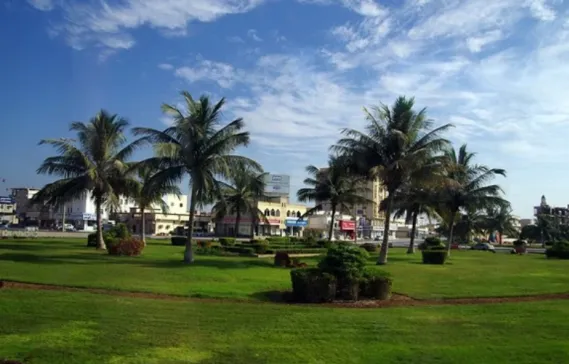 A comprehensive guide to the Western Salalah district