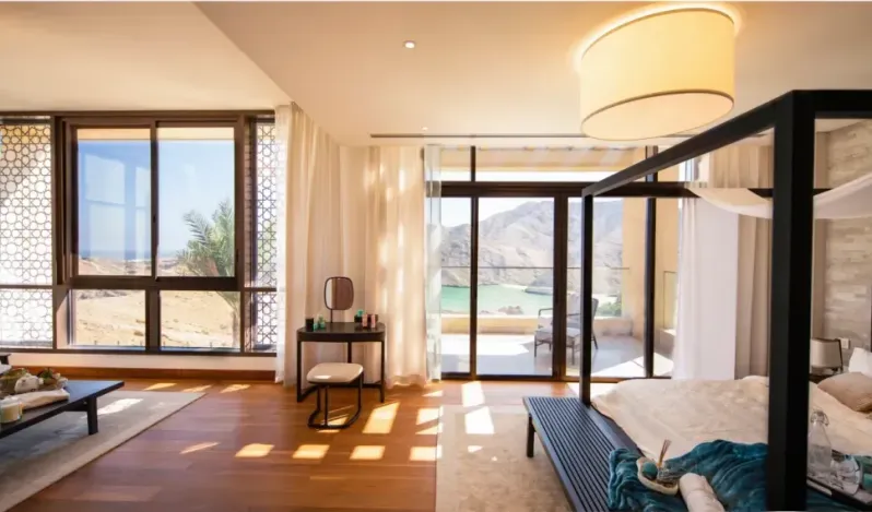 Apartments with sea and mountain views in Muscat and factors affecting their rental value